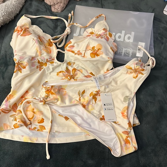 Cupshe Swim Cupshe Scalloped Edge Tankini And Bottoms Medium Nwt
